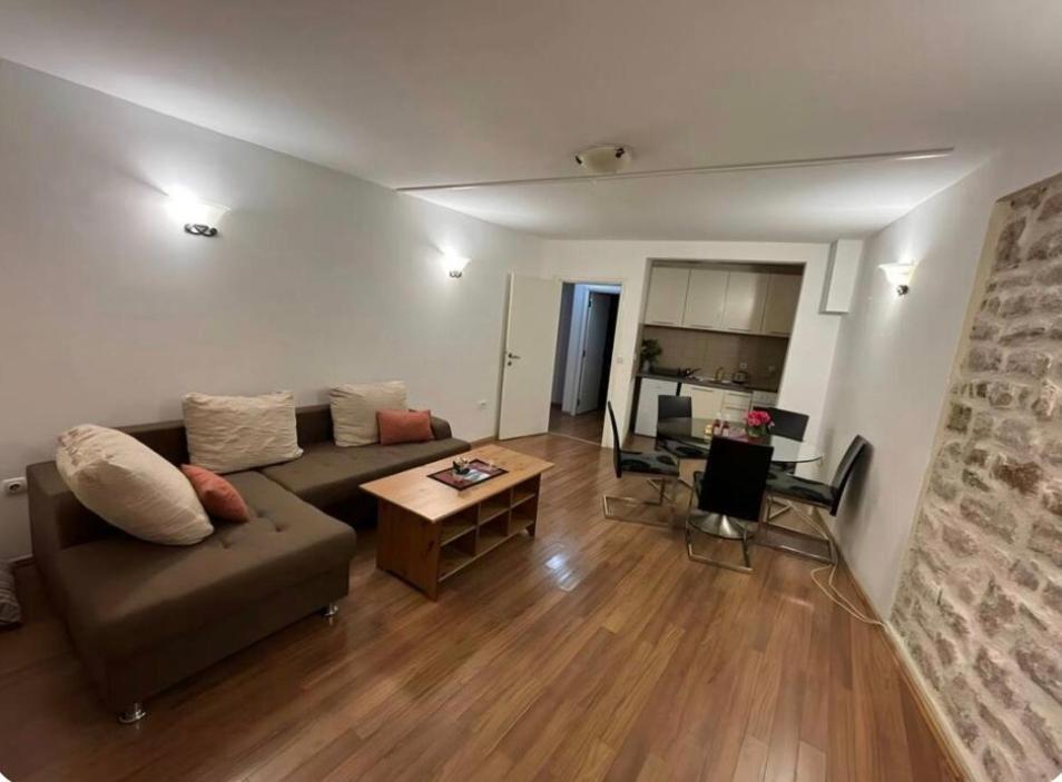 Apartman Lancana *